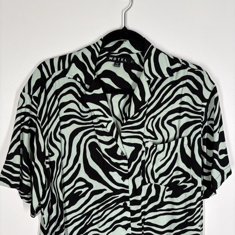 Motel Rocks Women S Wavey Zebra Mint Y2K Short Sleeve Fresia Mini Shirt Dress - Picture 5 of 10